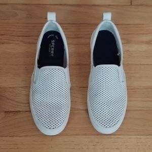 Ladies Sperry Topsider Crest White Twin Gore Perforated Slip On Sneakers Size 8